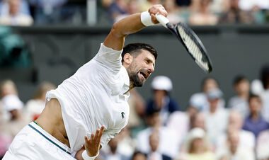 ВІДЕО. Можлива травма: Джокович переніс болісне падіння на матчболі