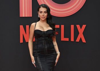 ВІДЕО. Наречена Кріштіану Роналду виходить у великий бізнес