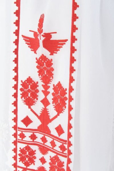 Відома українська дизайнерка створила весільну сукню, оздоблену елементами кролевецького ткацтва