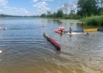Вода в озері Галенківське безпечна для купання