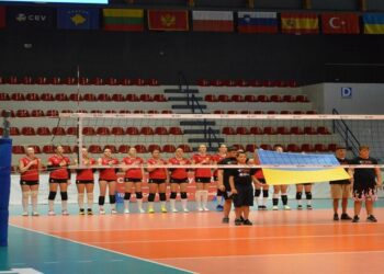 Збірна України легко потурбувала фавориток на Євроволеї