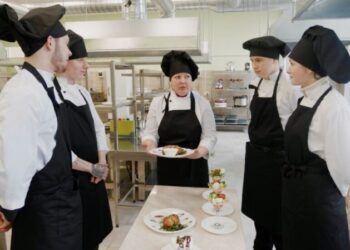 Зроби крок в успішне майбутнє: Шосткинське ВПУ запрошує на навчання! + Відео