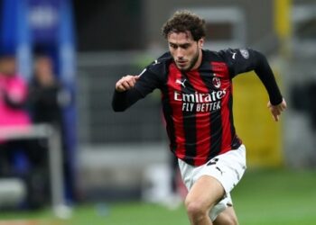 Панатінаїкос цікавиться ексзахисником Мілана Калабрією