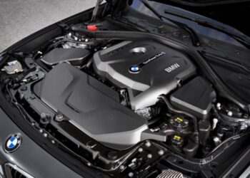 Mercedes розглядає співпрацю з BMW у сфері бензинових двигунів