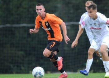 Експівзахисник Шахтаря Роспутько отримав російське громадянство та став гравцем Чайки з другого дивізіону