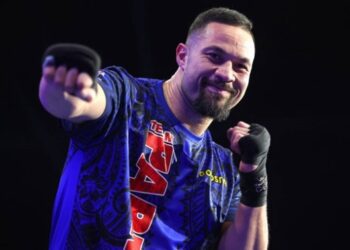 Паркер звернувся до Усика з пропозицією провести бій