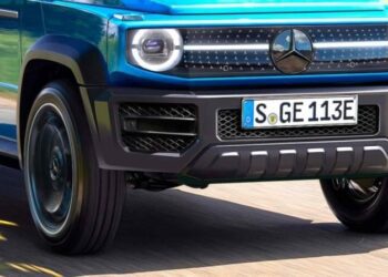 Mercedes-Benz готує до виходу доступний кросовер «Міні-Гелік»