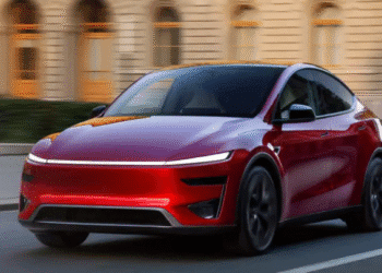 До сотні — за 3,5 с: представлено новий спортивний електрокросовер Tesla (ФОТО)