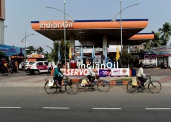 Індія після погроз Трампа “замінила” російську нафту американською