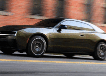 Довгоочікуваного суперника Mustang від Dodge показали на нових фото