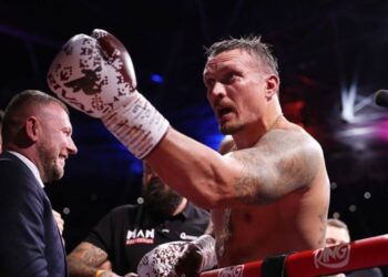 Голова WBO: Ситуацію навколо прохання Усика ще належить вирішити