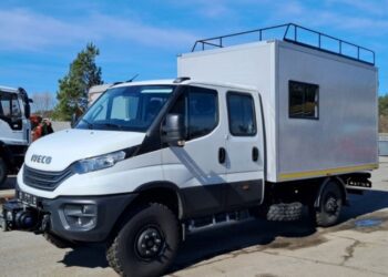 Український завод виготовив спецавтомобіль для енергетиків на базі Iveco (ФОТО)