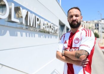 40-річний Вальбуена повернувся в Олімпіакос