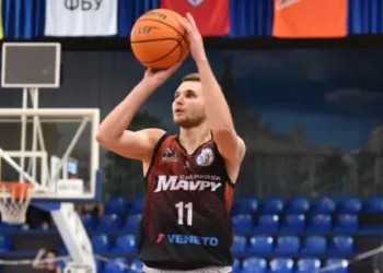 Марченко продовжив контракт із Черкаськими Мавпами