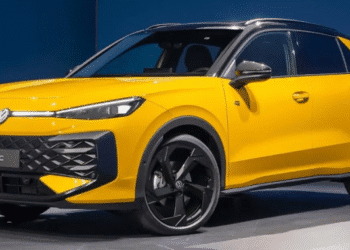 Новий недорогий кросовер VW на базі Golf розсекречено офіційно (ФОТО)