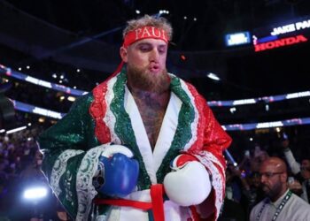 Збираюся вивести з ладу цього малюка: Пол – про бій з Джервонтою