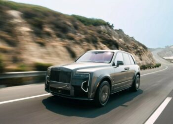Ательє Brabus вперше представило тюнінг Rolls-Royce Cullinan за 1 млн доларів (ВІДЕО)
