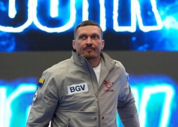 Раціональне зерно допомоги Усика перетворилося на глузування з боку Енді Лі