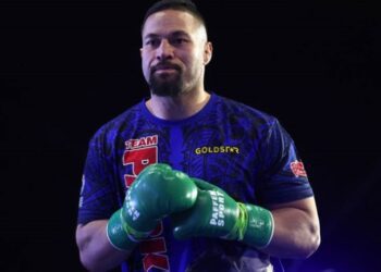 Паркер прокоментував бажання Усика відстрочити бій за титул