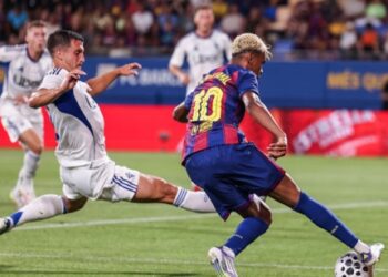 Барселона з дублями Ферміна та Ямаля розгромила Комо у матчі за Кубок Жоана Гампера