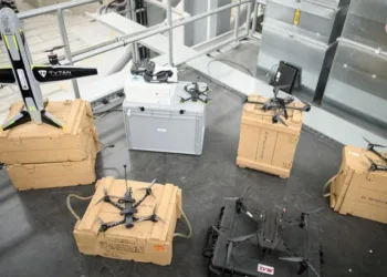 Як штучний інтелект інтегрують у військову сферу: моделі, перспективи, виклики