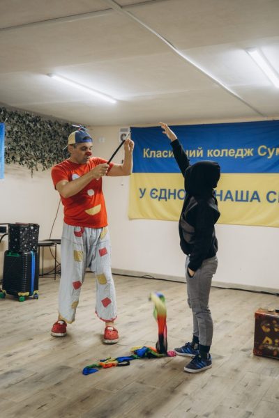 Клоун Пімпа з Італії знову подарував свято дітям Конотопа