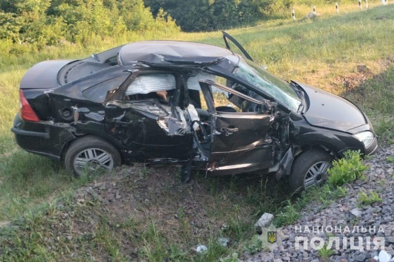 На Сумщині потяг зіткнувся з автівкою – поліцейські встановлюють обставини події