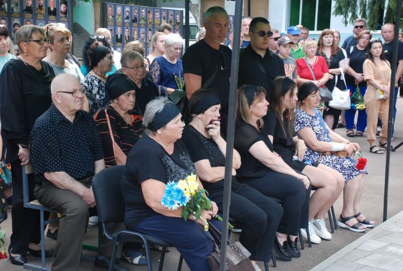 Обороняючи рідну Сумщину, загинули двоє шосткинців Сергій Карпенко та Олексій Коваленко