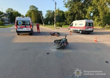 Один загиблий та двоє постраждалих: у Шостці сталася ДТП за участі двох мотоциклів