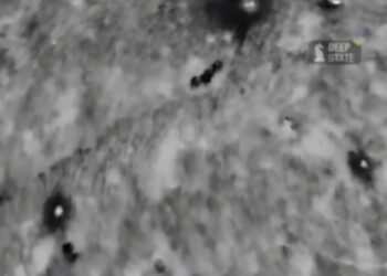 Росіяни масштабували використання антитепловізійних плащів, щоб наступати вночі – Deepstate