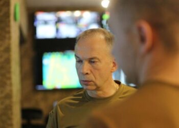 Сирський: Росіяни вдаються до тактики ”тотального просочування” із нарощуванням диверсій