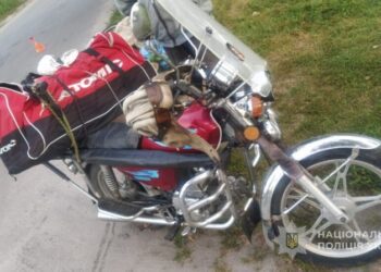 У Глухові мопедист збив велосипедиста