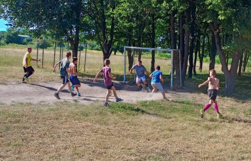 У Конотопі проведено турнір з міні-футболу до Дня молоді