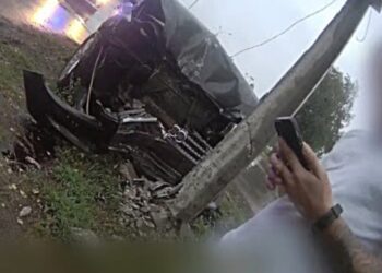 У Сумах нетверезий водій врізався в електроопору