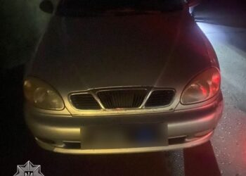 У Сумах вночі зупинили водія напідпитку і без прав