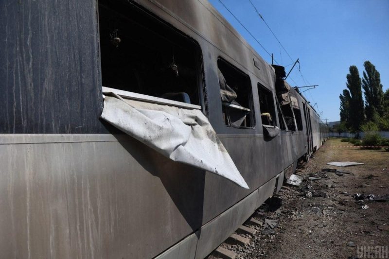 Удар Росії по Києву: деякі поїзди "Укрзалізниці" затримуються до трьох годин