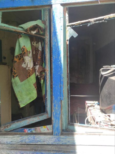 Унаслідок ворожого удару по Вороніжу без даху над головою і найнеобхіднішого для життя залишилися три бабусі: оголошено збір на їх підтримку