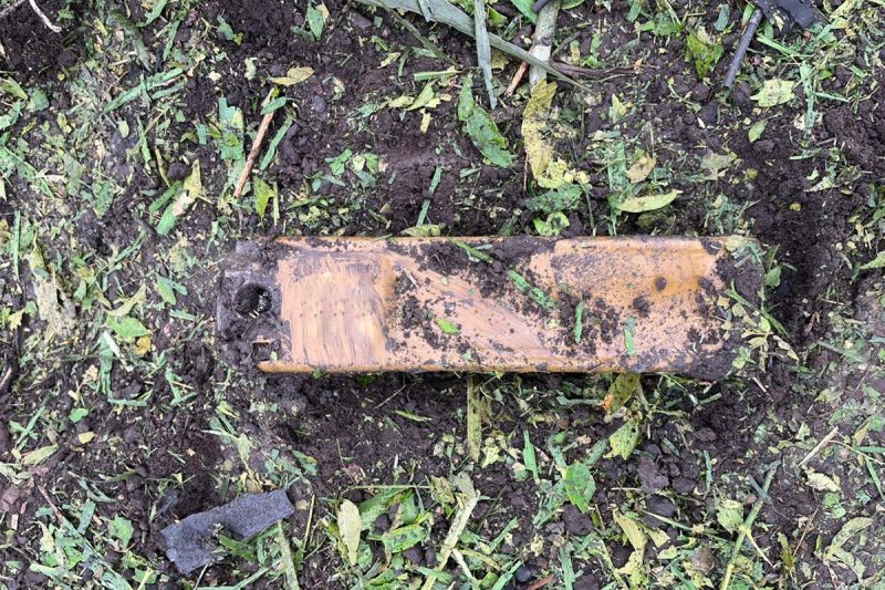 Вибухотехніки поліції попереджають мешканців Сумщини про мінування окупантами територій дронами