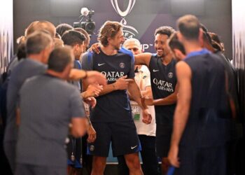 ВІДЕО. Як ПСЖ зустрів Забарного. Де був тоді Сафонов?