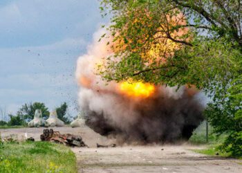 Вночі росіяни здійснили обстріл Юнаківської громади та селищ Шосткинського району