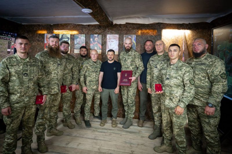 Володимир Зеленський відвідав Сумщину: говорили про подальше звільнення області