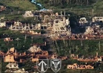 Залишились лише руїни: українські бійці показали, на що росіяни перетворили Вовчанськ