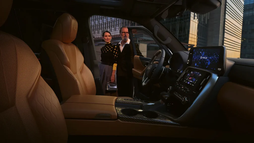 Новий Lexus LX