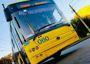 У Сумах деякі тролейбуси у зв’язку з відсутністю електроенергії рухаються за зміненими маршрутами