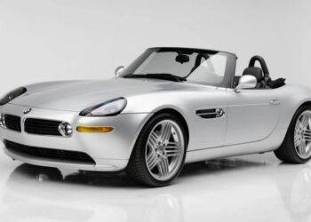 Надзвичайно рідкісний родстер BMW Z8 від Alpina виставили на продаж (ФОТО)