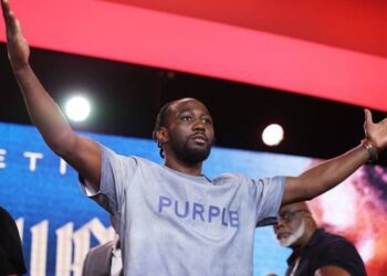 Кроуфорд виглядає у відмінній формі за сім днів до бою з Альваресом