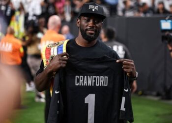 Усик поступився місцем Кроуфорду в рейтингу P4P журналу The Ring