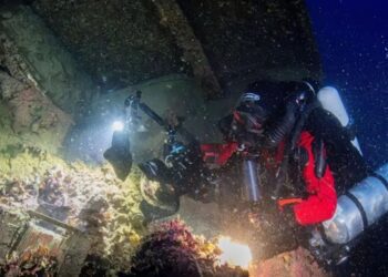 З Егейського моря дістали артефакти з легендарного Британніка