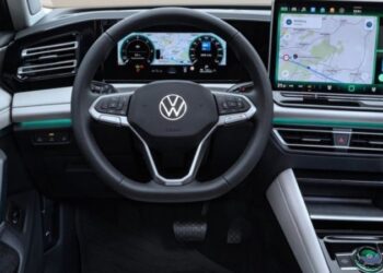 Volkswagen прибирає сенсорні кнопки з автомобілів: що їх замінить