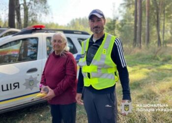 На Сумщині 75-річна бабуся три доби блукала в лісі
